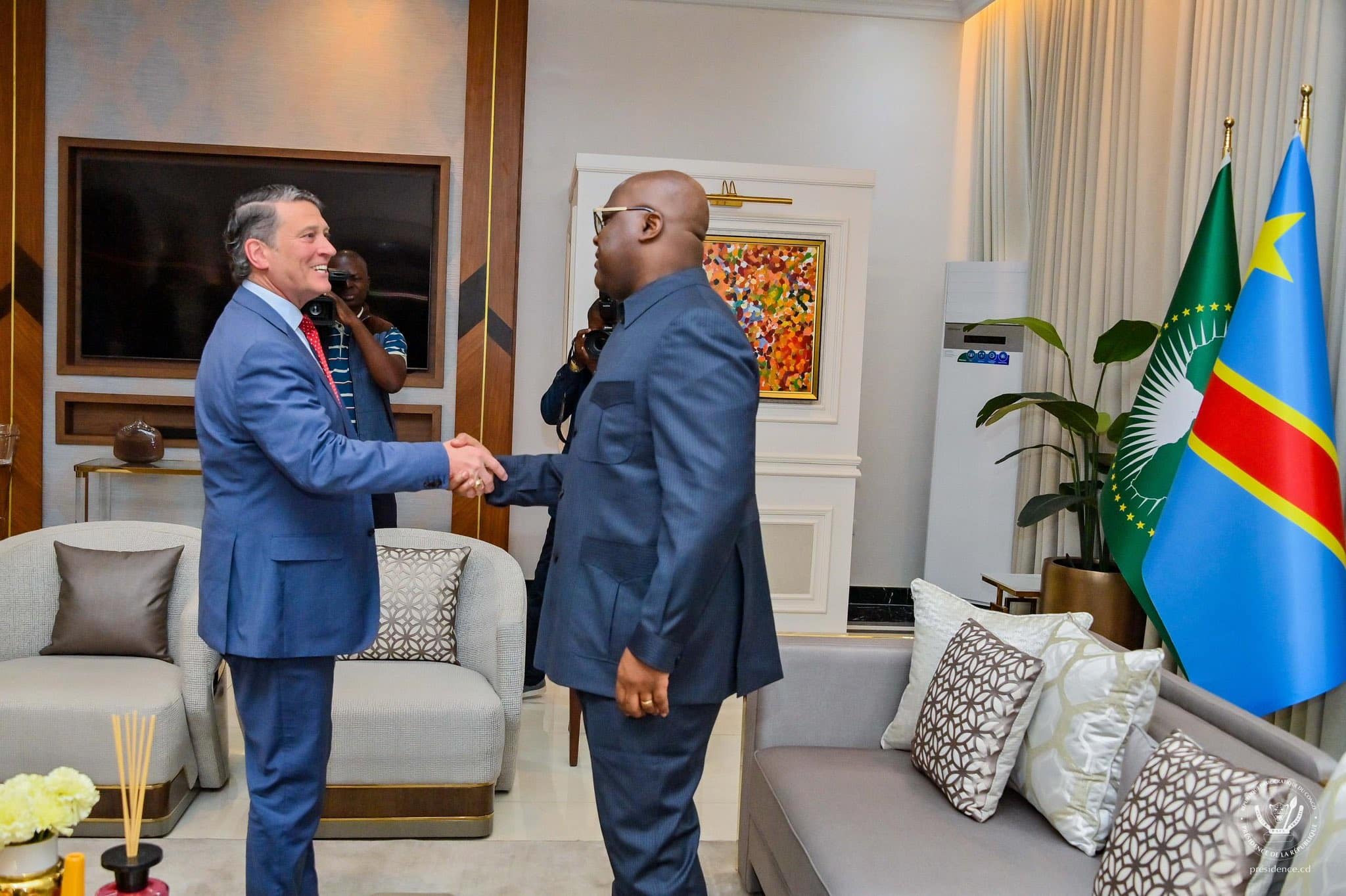 IMG_5105 Le Président Tshisekedi a accueilli ce dimanche un émissaire du Président américain Donald Trump, selon la présidence congolaise.